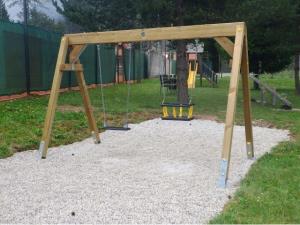 Še več zabave na otroških igriščih v Mojstrani 1